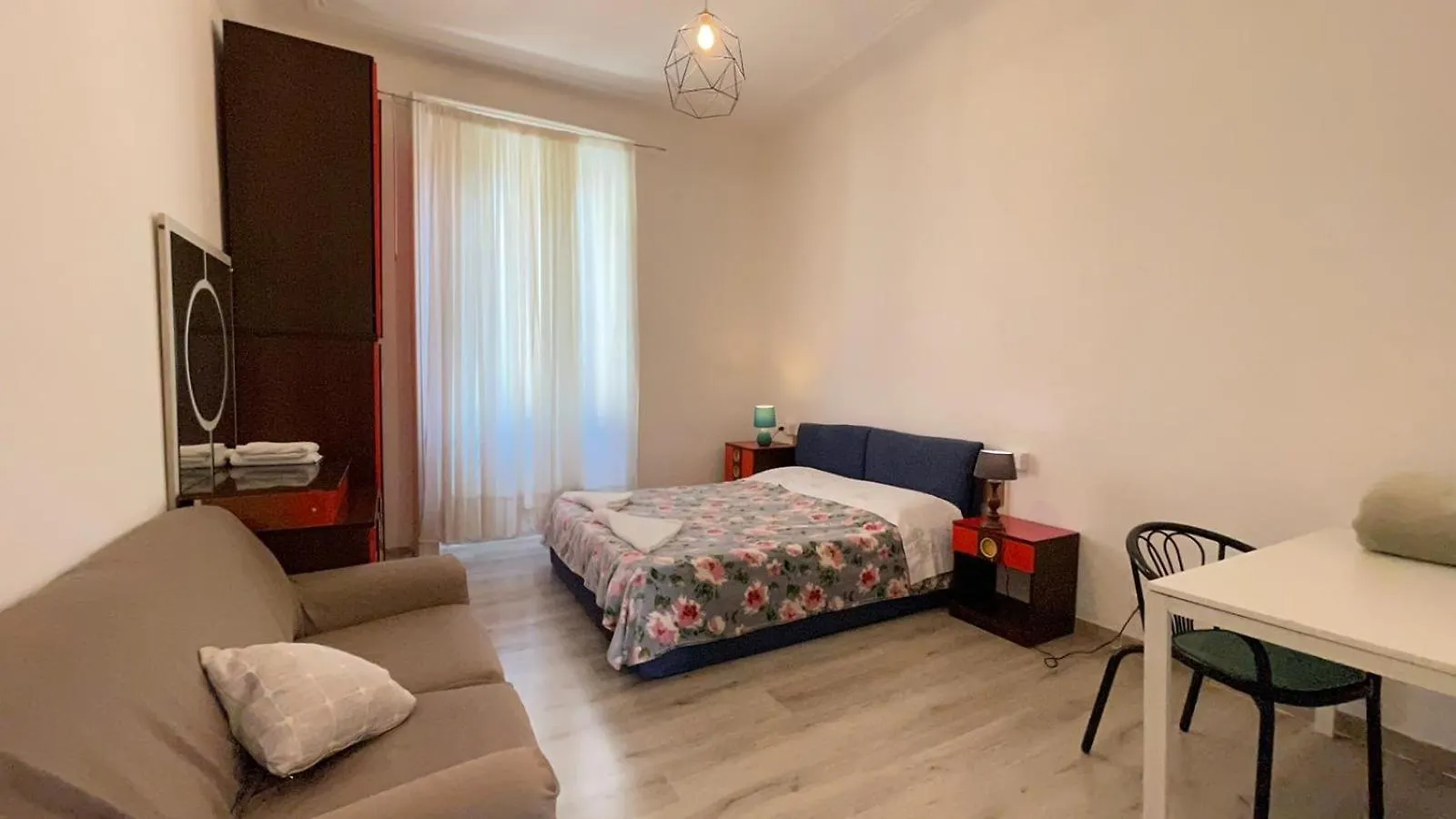 Room In The City Center - Stanza In Centro Citta Milan